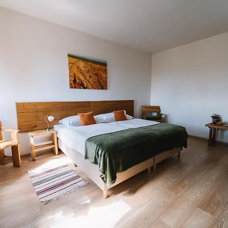 Konukevi Bio Farma & Zlaty Hyl