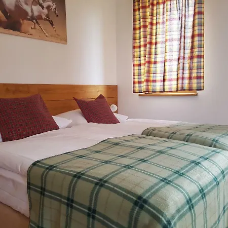 Konukevi Bio Farma & Zlaty Hyl Novacany