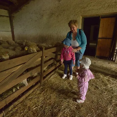 Bio Farma & Zlaty Hyl 4* Novacany