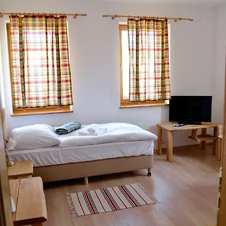 Konukevi Bio Farma & Zlaty Hyl