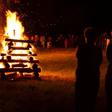 Bio Farma & Zlaty Hyl Konukevi