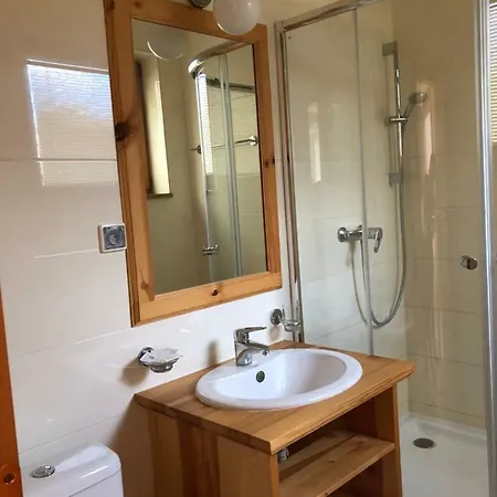 Bio Farma & Zlaty Hyl Konukevi Novacany